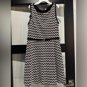 Max Studio Black and Cream Textured Top